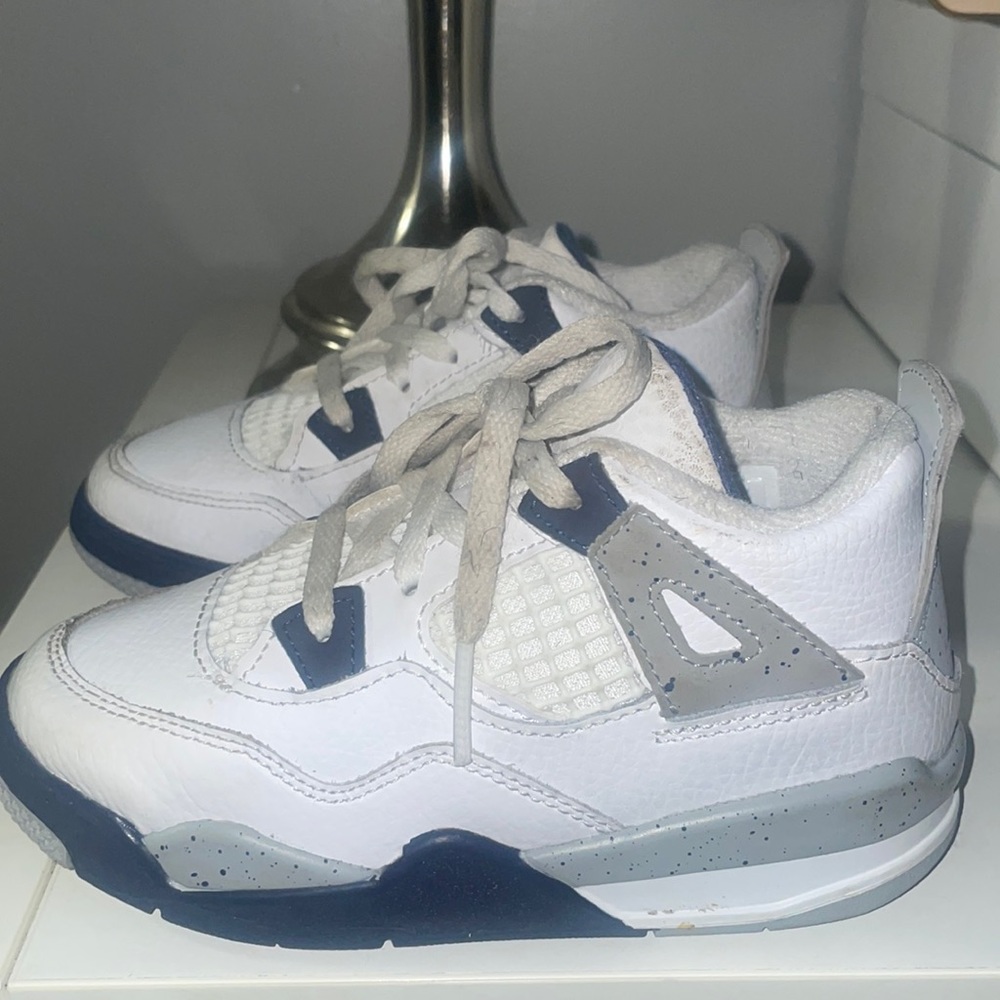 Jordan 4 Retro